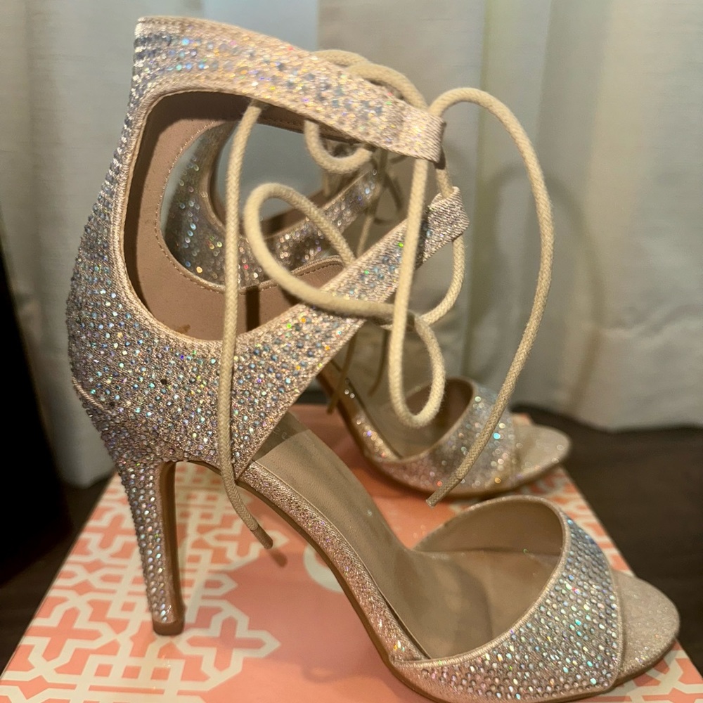 Prom heels - Picture 3 of 3